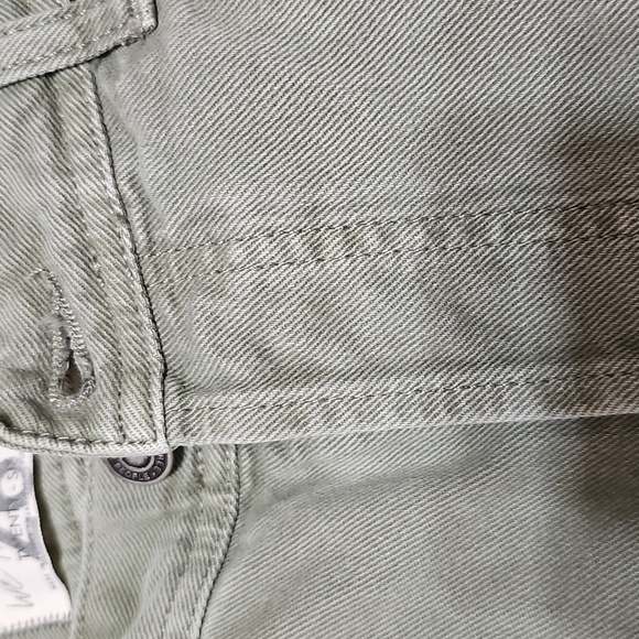 We The Free Distressed Maggie Jeans - Picture 11 of 12